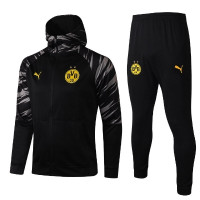 Боруссия Дортмунд спортивный костюм с капюшоном 2021-2022 черный